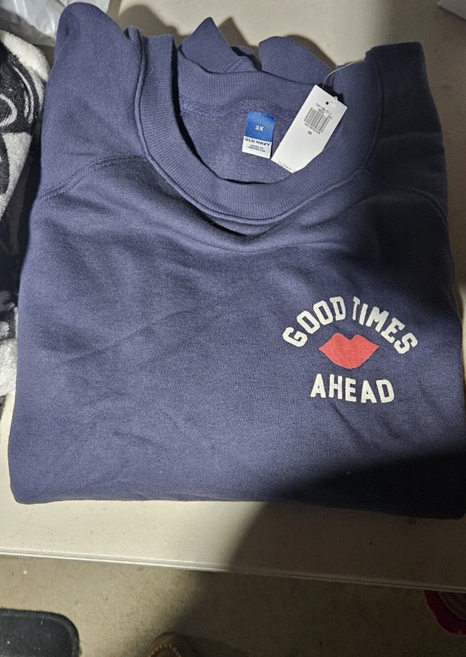 Old Navy Navy Crewneck Sweatshirt with Red Graphic